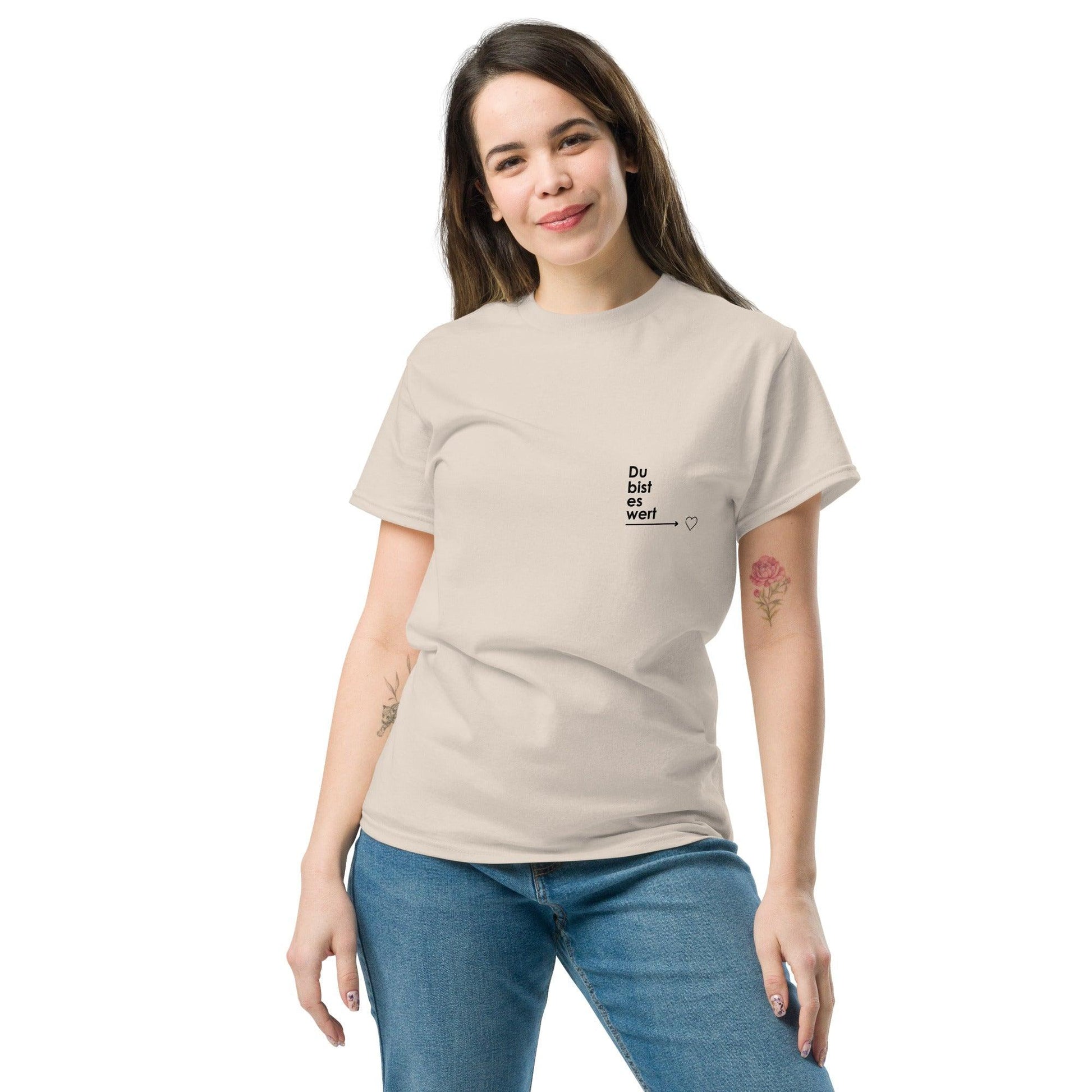 Femileganz Sommer T - Shirt mit minimalistischen Designs - Femileganz